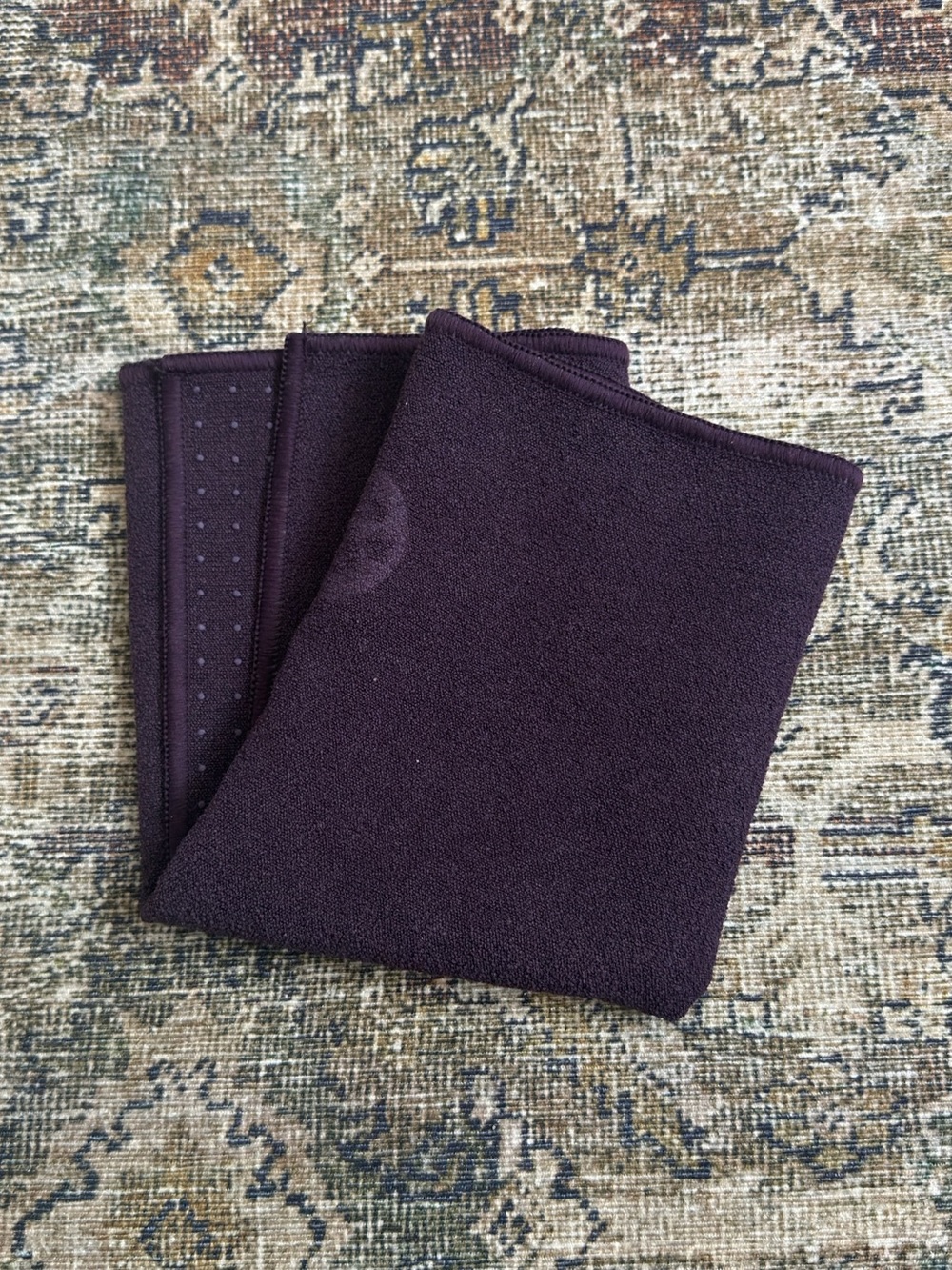 Manduka Yogitoes Hand Towel Color : Indulge